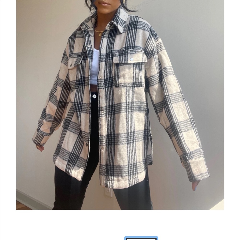 NWT boy friend fit flannel Shacket